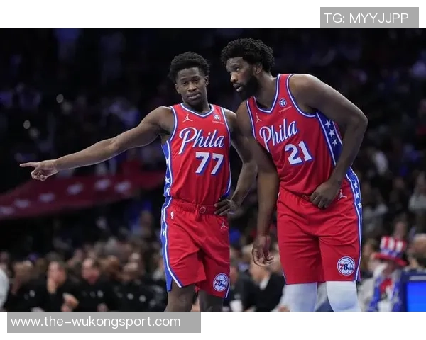 埃奇库姆谈与恩比德搭档心得:随时准备好出手投篮的关键秘诀